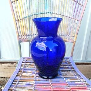 Gorgeous 10 inch Cobalt Blue Glass Vase
